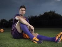 凯恩在独行侠比赛中表现优异，出色防守引发热议！比赛高潮迭起